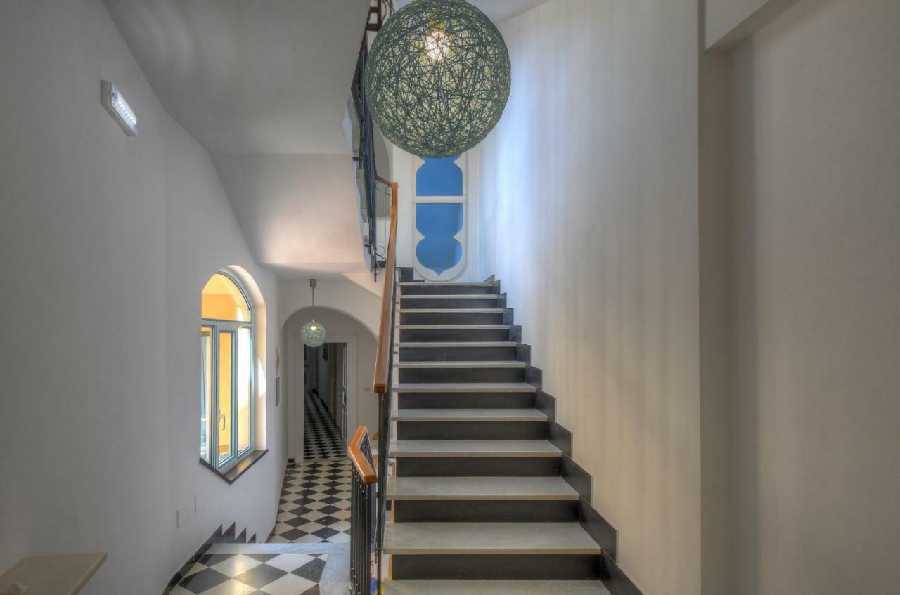 Hotel Arabesque Varigotti Exteriör bild